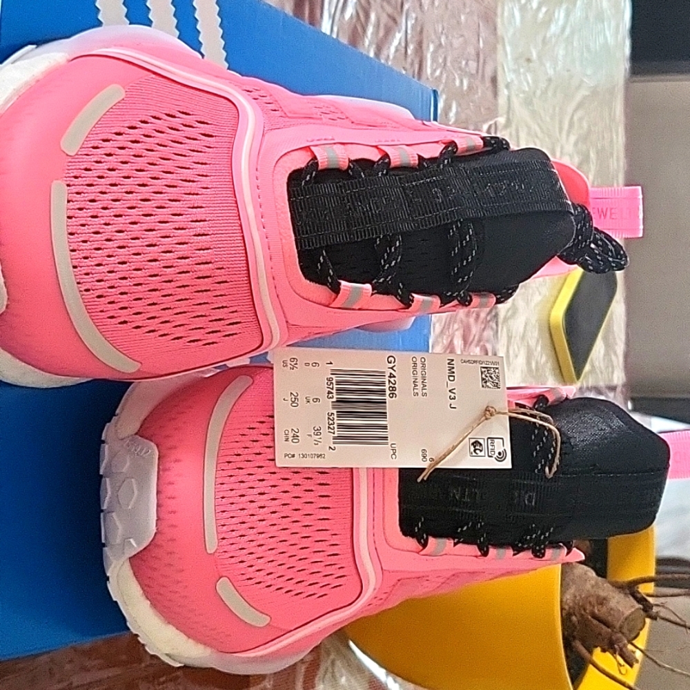 NMD_V3 J - Picture 2 of 4
